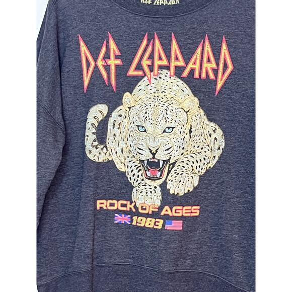 Def Leppard Men’s Small Gray “Rock of Ages” Long Sleeve Sweater Shirt Band Merch - Picture 6 of 6